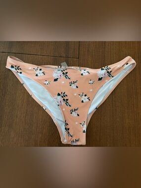 Cupshe Peach and White Floral Bikini Bottom